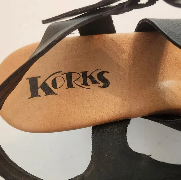 Korks ABloom Heeled Studded Black Clogs Size 9M - Picture 9 of 9